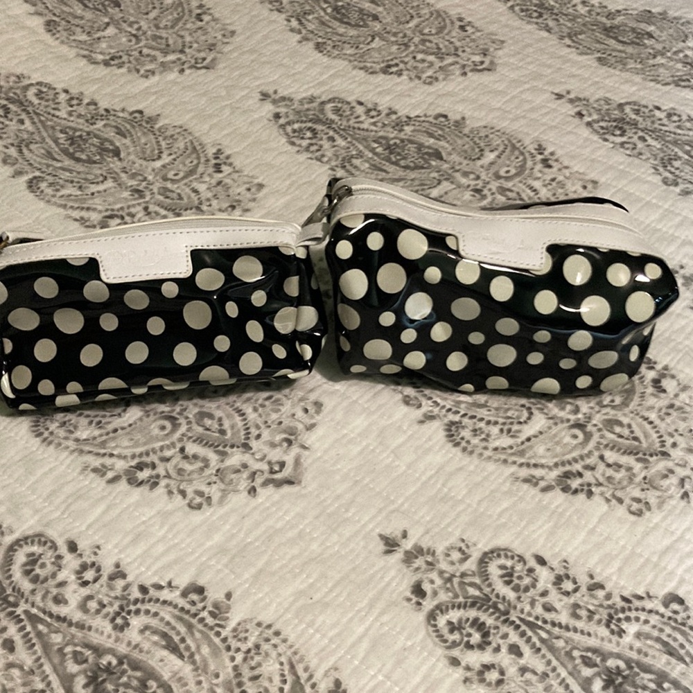Penelope Ann cosmetic bags set of 2 new never used